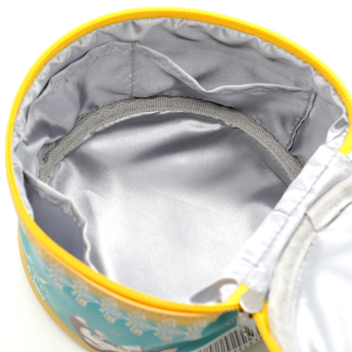 猫缶ポーチ シギショアラ