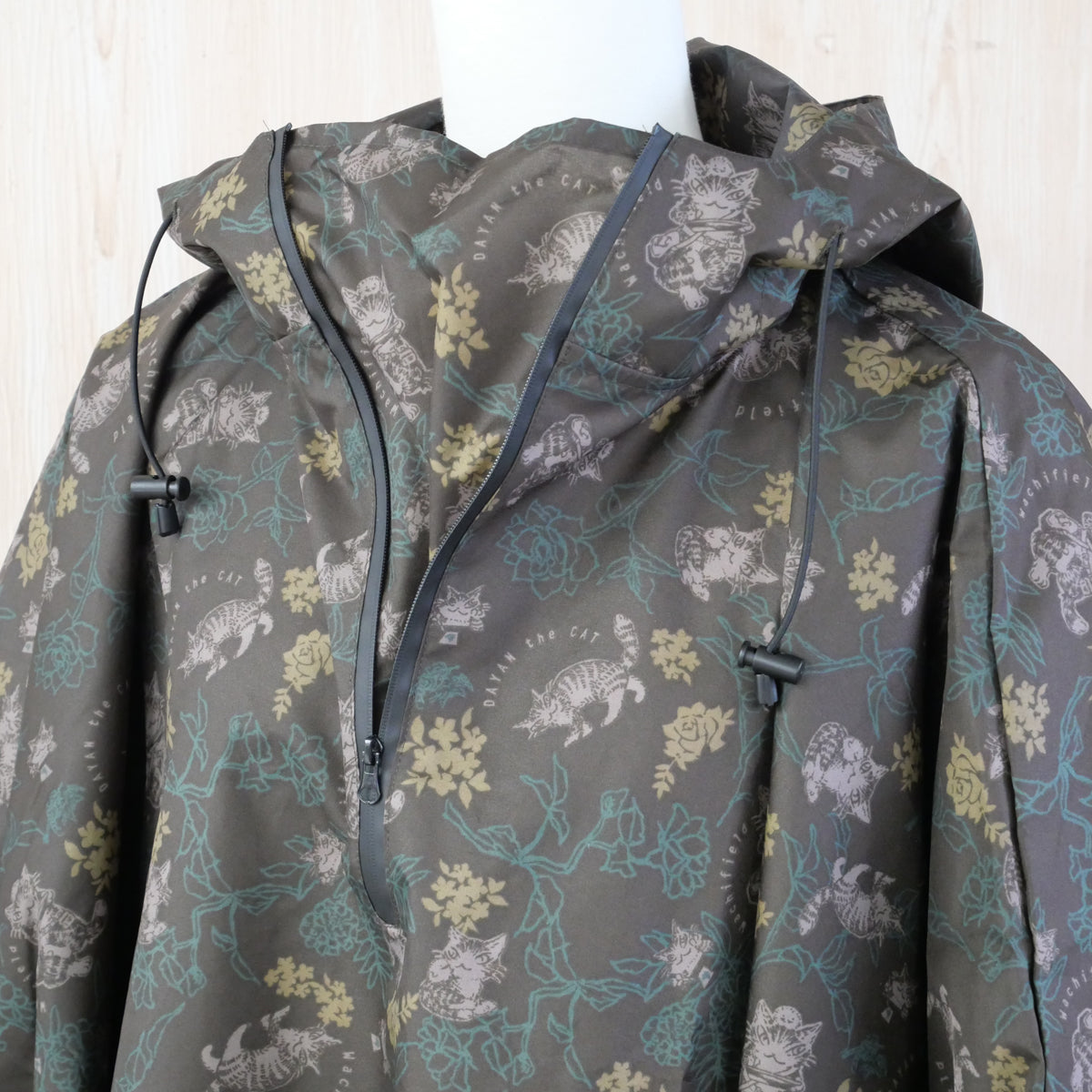 【予約】レインポンチョ 草花スケッチ