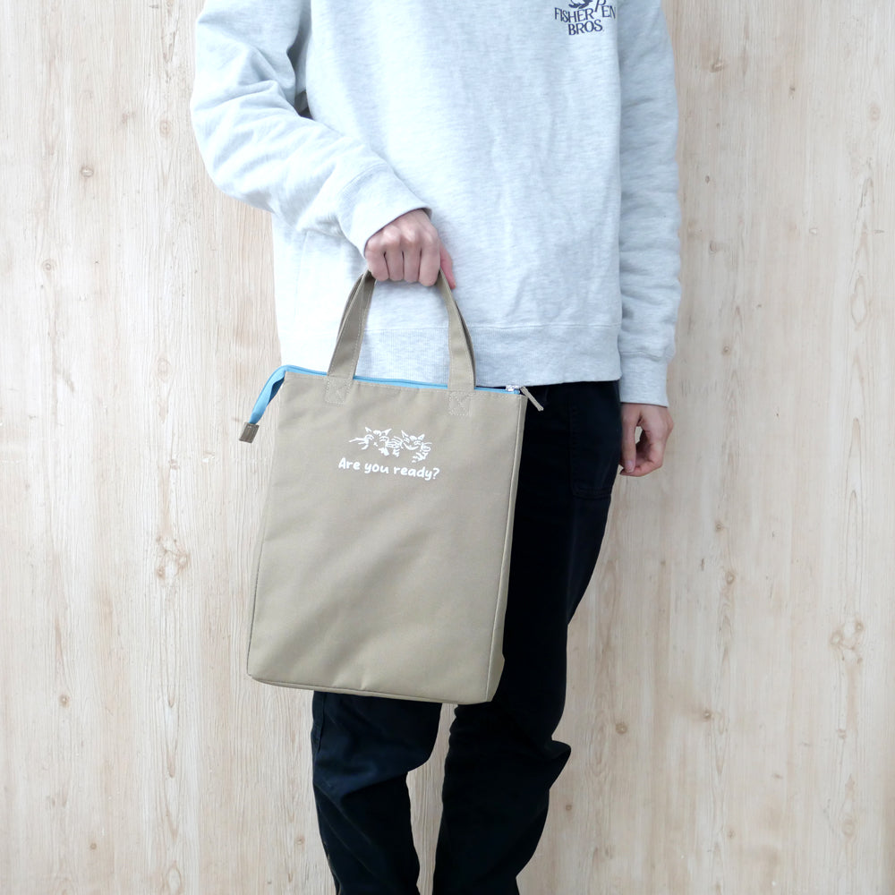 スクエアランチトート CC・Be