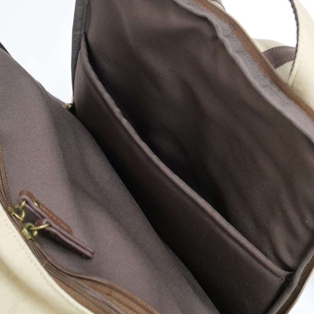 コンビＳレザーPCリュック