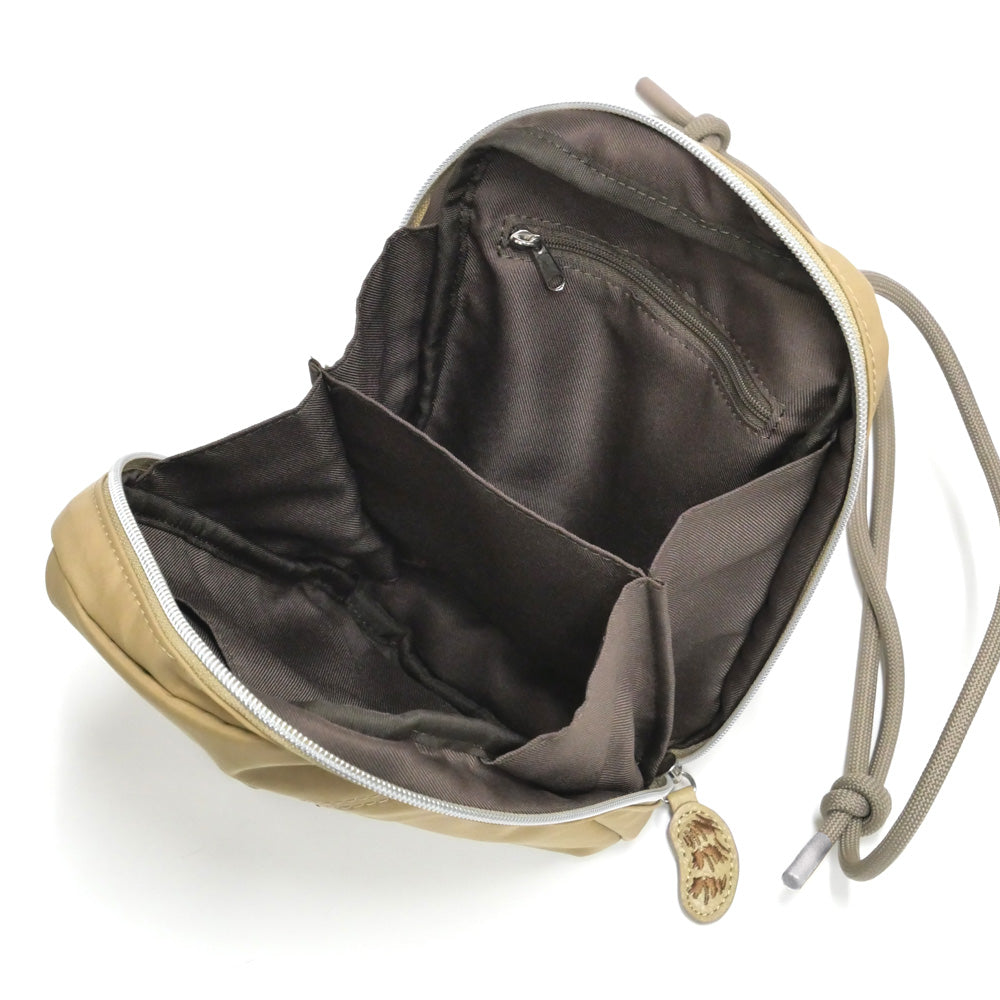 ぷらぷらミニショルダー ベージュ